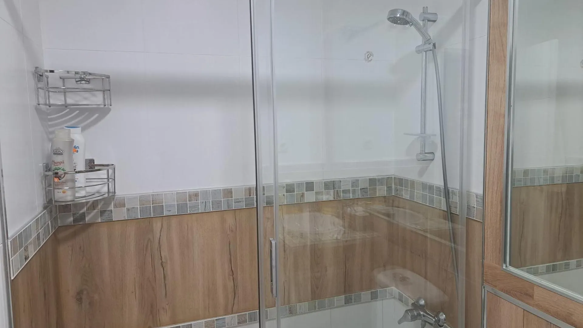 Pueblo Camelot Apartment Manilva